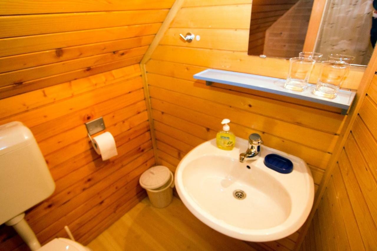 Turisticna Kmetija Perk Villa Solčava Rum bild